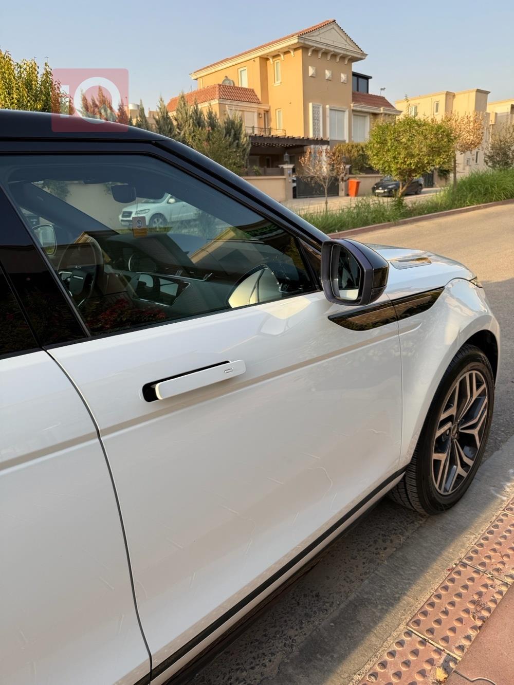 لاند ڕۆڤەر ڕانج ڕۆڤەر ئیڤۆک